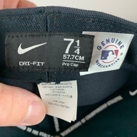 Boston Red Sox MLB Navy Blue Nike Pro Cap Fitted Hat Mens 7 1/4 New - Picture 5 of 5